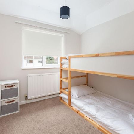 Charles Alexander Short Stay - Moorway House Poulton-le-Fylde Exterior foto