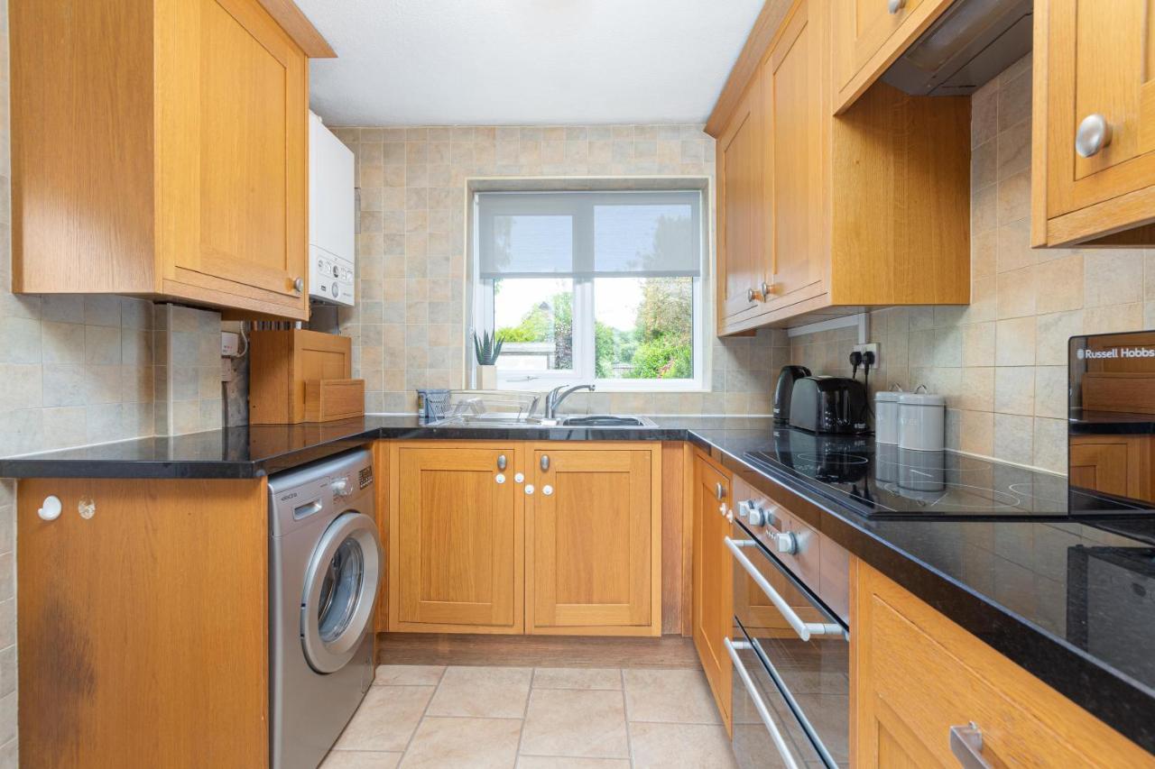 Charles Alexander Short Stay - Moorway House Poulton-le-Fylde Exterior foto